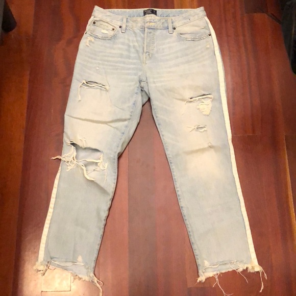 Abercrombie & Fitch Ames Low Rise Slim Boyfriend Jeans Size 27 / 4R - Picture 1 of 4